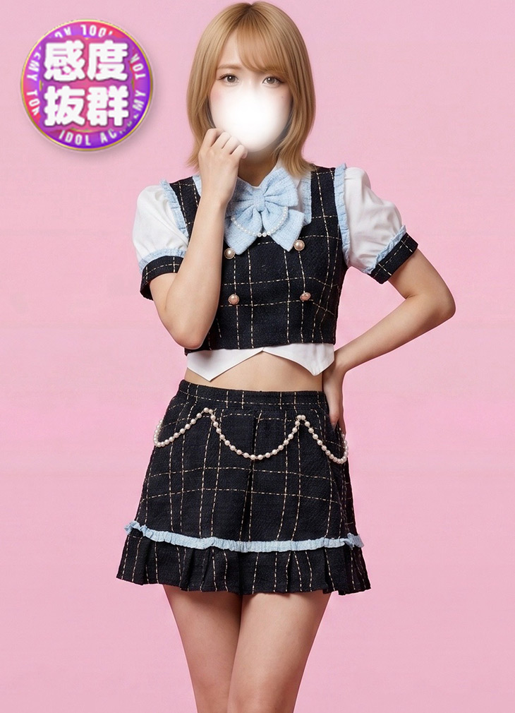 にの　可愛さ反則級白ギャル